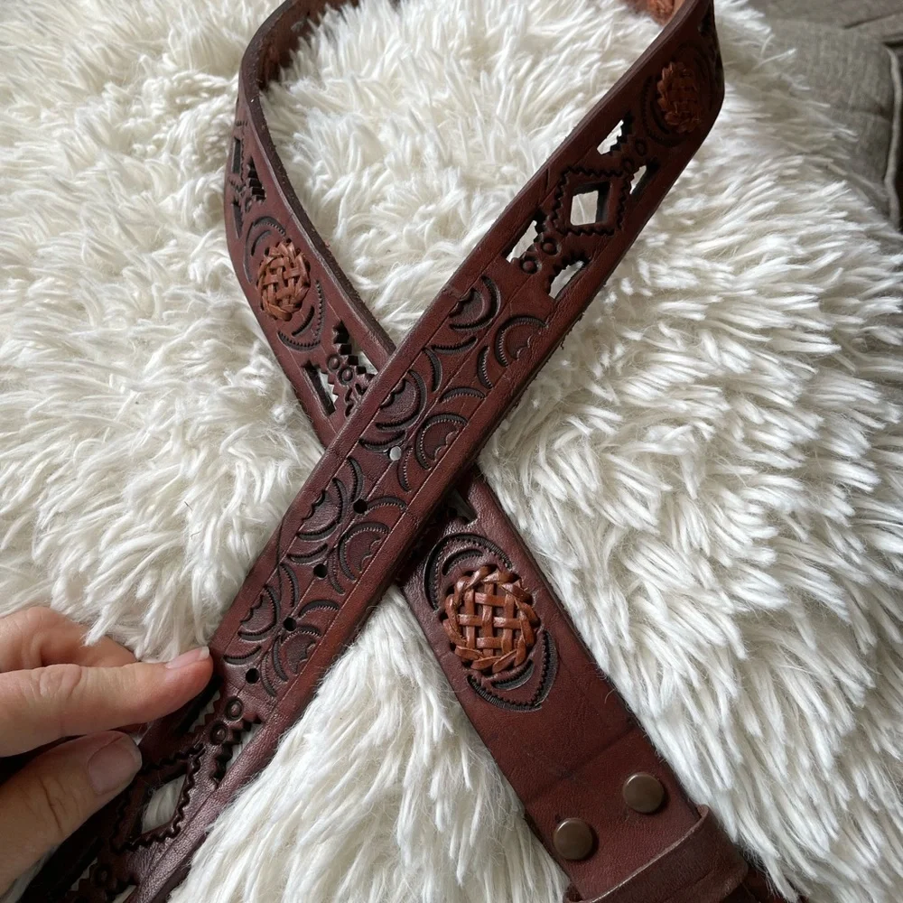Randy Nichols Handmade Brown Tooled Western Rodeo Leather belt with woven accent